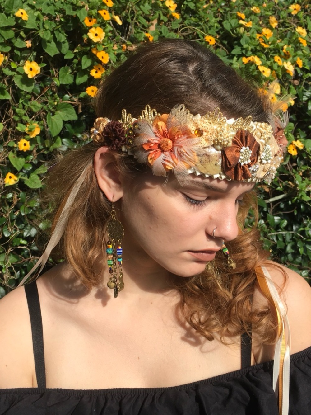 Hand Crafted Festival Headwear Feathers Fabric Flowers Vintage Pearls Ribbon - Picture 4 of 4